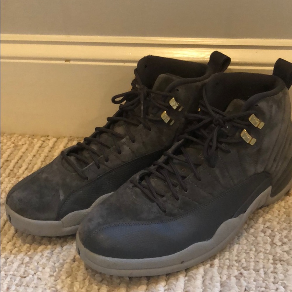 Grey used Jordan 12’s